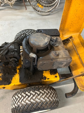 1348707-11 Front mower Stiga park 2000