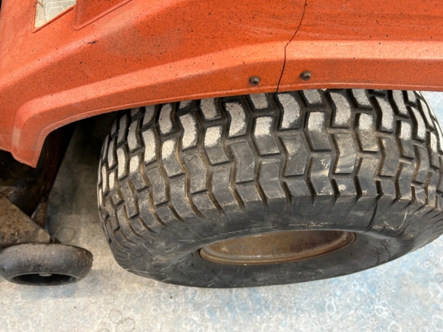 1348708-8 Åkgräsklippare Husqvarna Lt 1000-14