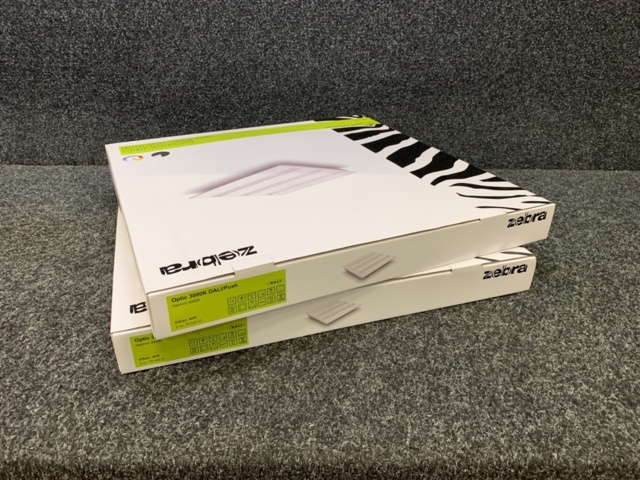 1348949-3 2 st Armaturer Zebra Optic LED 3000K DALI/Push