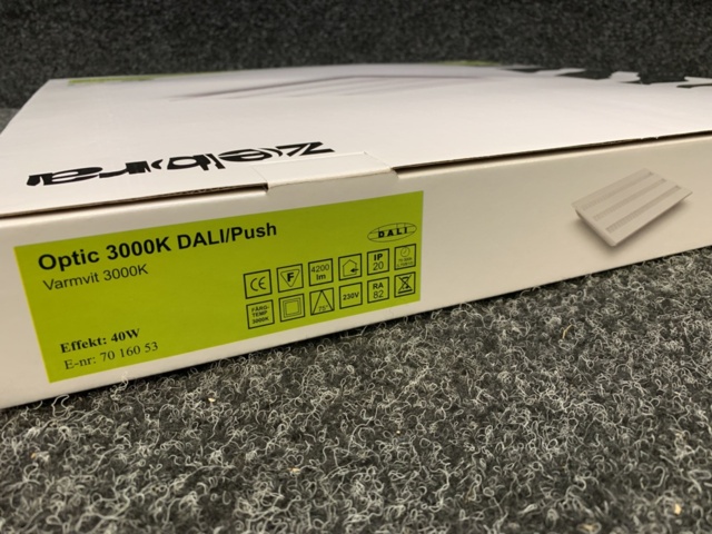 1348951-9 2 st Armaturer Zebra Optic LED 3000K DALI/Push