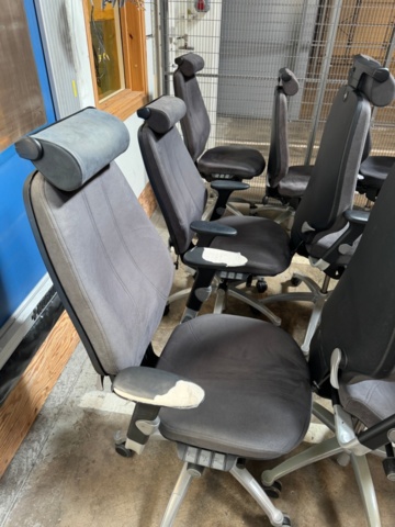 1347784-5 RH Logic 400 office chairs, 12 pcs