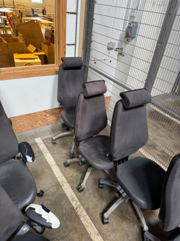1347784-7 RH Logic 400 office chairs, 12 pcs