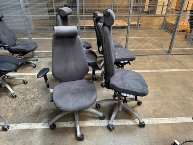 1347785-2 RH Logic 400 office chairs, 6 pcs