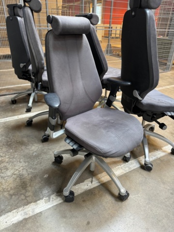 1347785-3 RH Logic 400 office chairs, 6 pcs