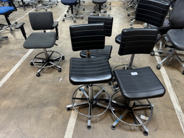 1347786-1 Treston workshop chairs/office chairs, 5 pcs.