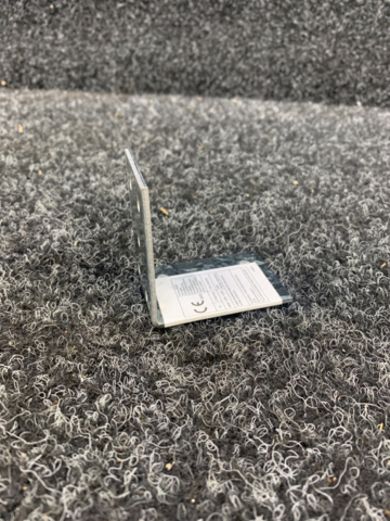 1350550-2 About 200 angle fittings Prof 60X60X2.5X40mm