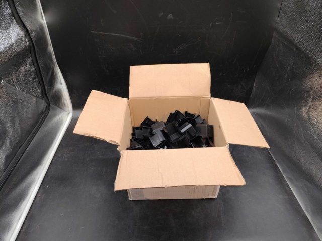 1349055-2 Skyddskåpa, ca 98 st, Esdec, 40x44,7x39 mm