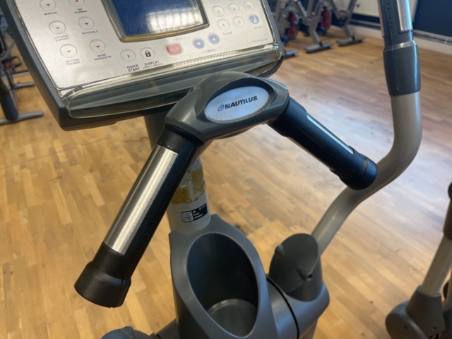 1308528-8 Elliptical trainers 6 pieces - Nautilus E916