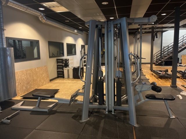 1308546-3 Cable machine with 3 stations - Nautilus