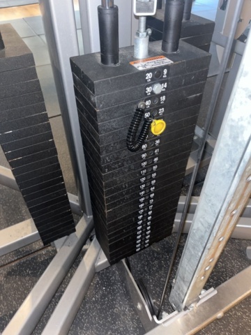 1308546-8 Cable machine with 3 stations - Nautilus