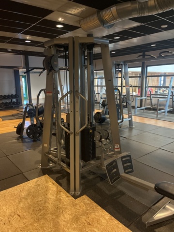 1308546-11 Cable machine with 3 stations - Nautilus