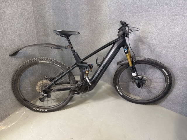 1308833-1 CUBE Sterio Hybrid 140 Electric Bike