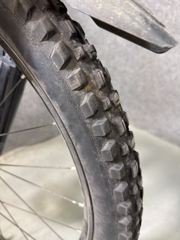 1308833-23 CUBE Sterio Hybrid 140 Electric Bike