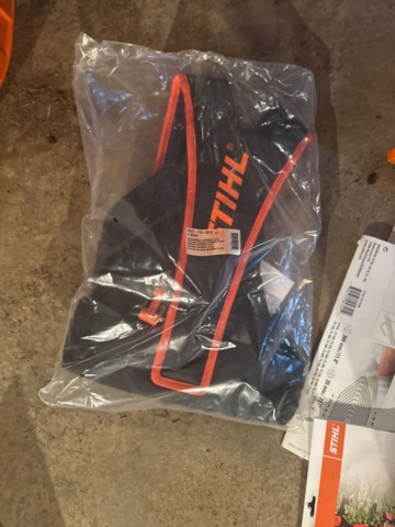 1321549-10 Brushcutter STIHL FS 411c -New