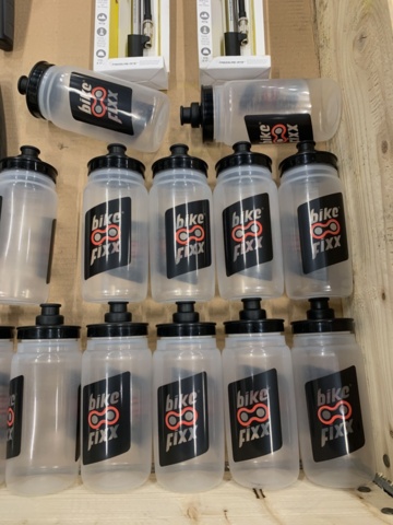 1345935-14 Bicycle pumps, water bottles, Tubi master X mm