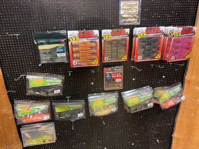 1334098-25 Fishing tackle and equipment