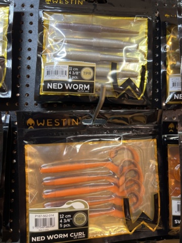 1334098-29 Fishing tackle and equipment