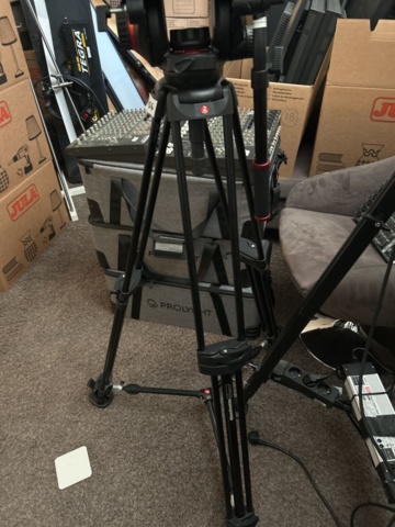 1297214-3 Manfrotto 509HD - Videohead & Tripod