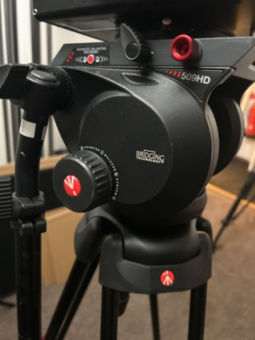 1297214-5 Manfrotto 509HD - Videohead & Tripod