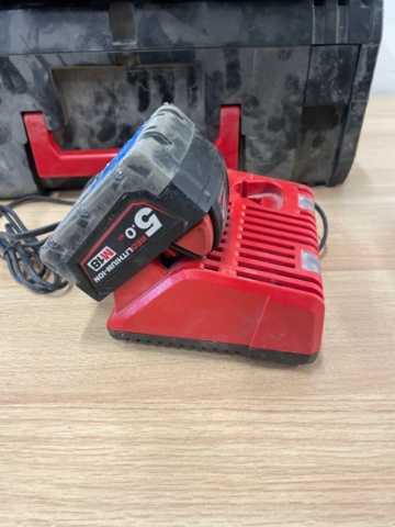 1316113-7 Power tools - Milwaukee