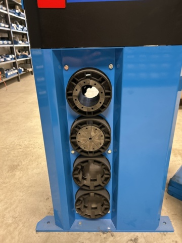 1350319-6 Slangpress med bord och tillbehör - Finn-Power P32 -2022