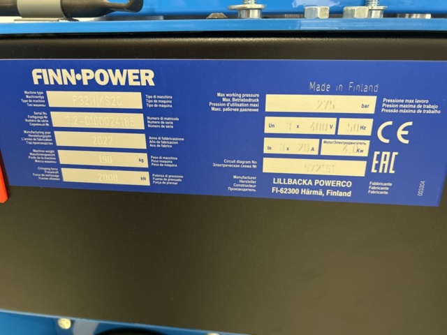 1350319-9 Slangpress med bord och tillbehör - Finn-Power P32 -2022