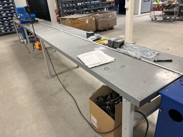 1350319-15 Slangpress med bord och tillbehör - Finn-Power P32 -2022