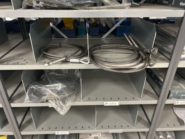 1350322-9 Reservdelslager