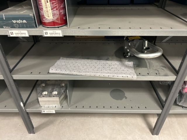 1350322-14 Reservdelslager