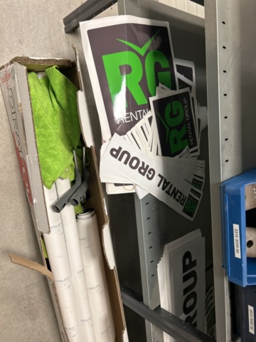 1350322-42 Reservdelslager