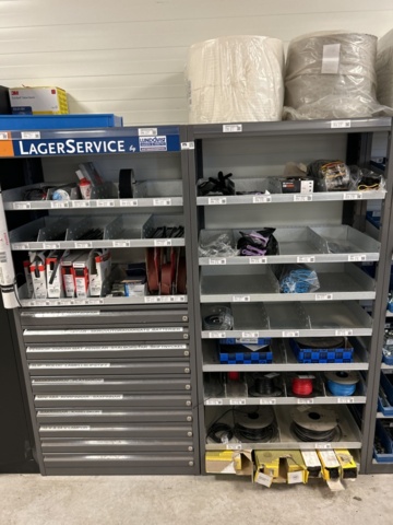 1350326-1 Innehåll i verkstadsmöbel om 2x sektioner