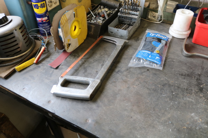 1300581-23 Workbench with contents