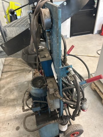 1350351-5 Hydraulic station for driving hydraulic drill - Atlas Copco