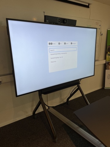 1350383-1 LCD-monitor 86” & koneferensutrustning - llyama & Yealink