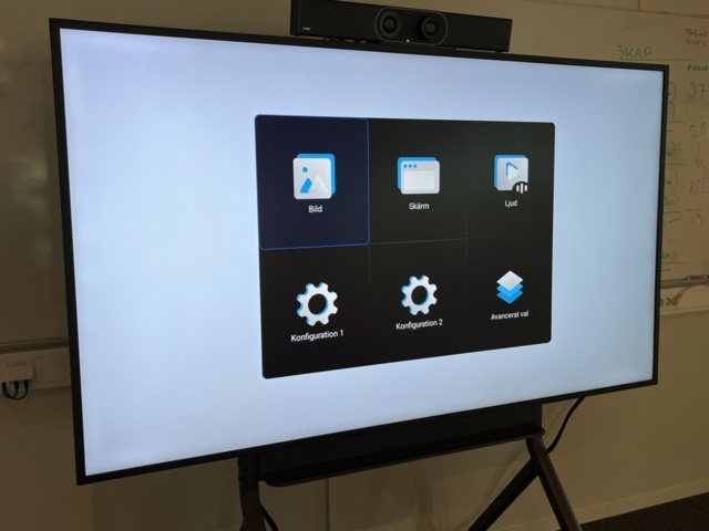 1350383-3 LCD-monitor 86” & koneferensutrustning - llyama & Yealink