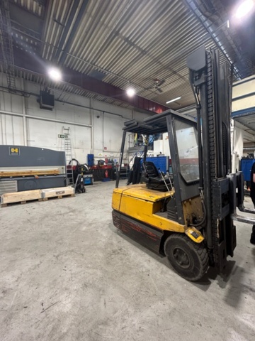 1304559-6 Counterbalance forklift, Linde E20, 1994