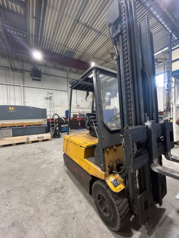 1304559-4 Counterbalance forklift, Linde E20, 1994
