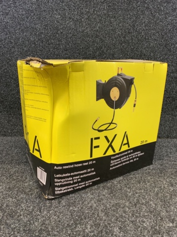 1352549-2 Slangvinda FXA 20m Med Väggfäste Automatisk Upprullning