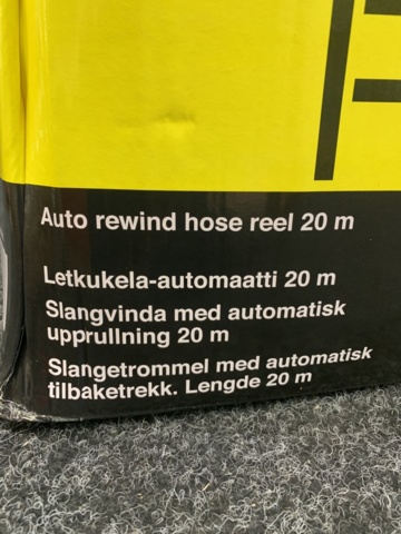 1352549-3 Slangvinda FXA 20m Med Väggfäste Automatisk Upprullning