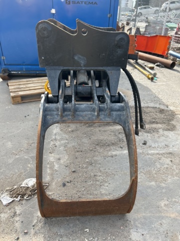 1350433-3 Grip with S-70 mount - Steelwrist SG1532 -2024