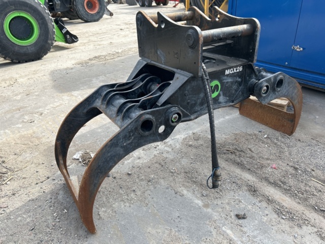 1350433-4 Grip with S-70 mount - Steelwrist SG1532 -2024