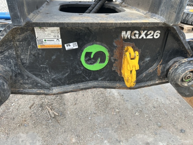 1350433-10 Grip with S-70 mount - Steelwrist SG1532 -2024