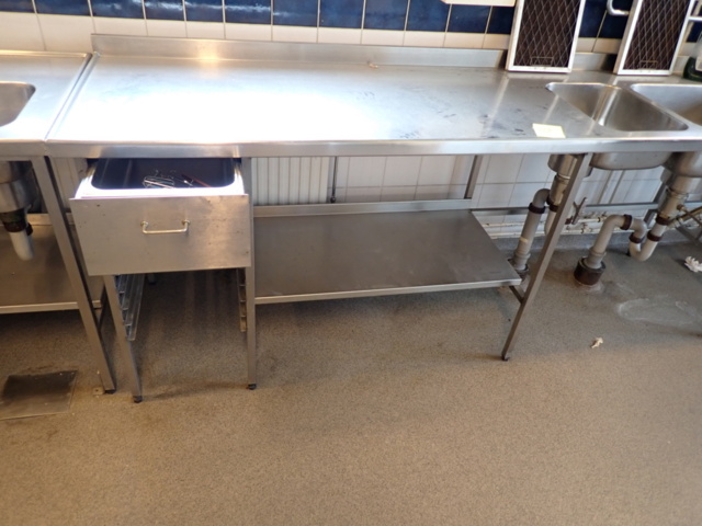1031612-3 Stainless steel bench with drawers