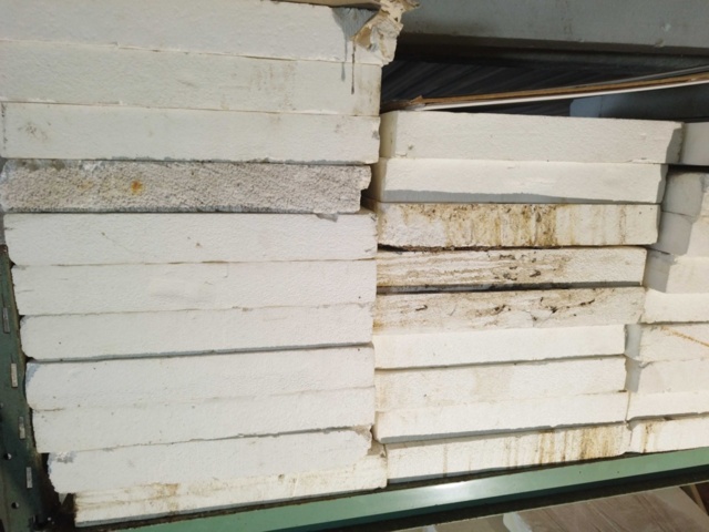 1325235-2 Isolering & takplattor, blandat parti – EPS, träullsplattor, mineralull