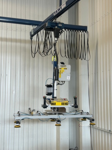 1297224-1 TAWI vacuum lifter – for ergonomic and safe handling of glass & sheet material