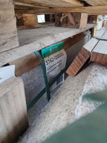 1094187-7 Granite curb stone RFF2 Porto approx. 13.2 m