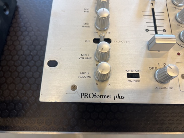 1290189-2 Preamp mixer - American Audio Q-2422/SX