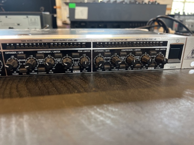 1290193-3 Sound processor - Behringer Multicom Pro-XL MDX4600