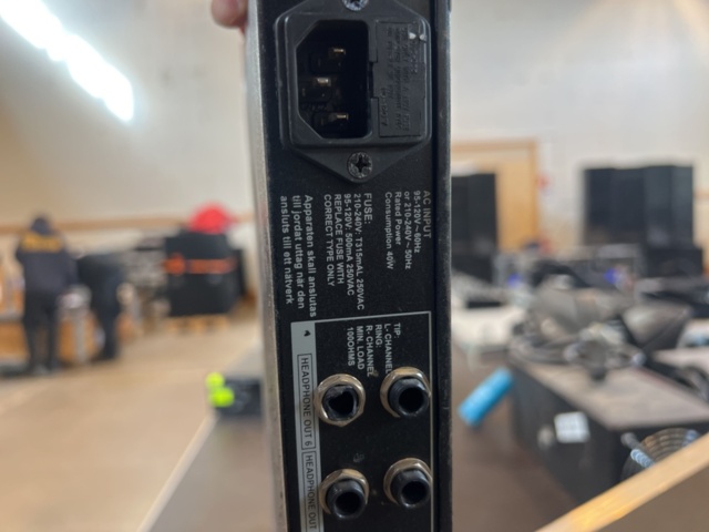 1290200-6 Headphone amplifier 6-channel - Alto HPA6