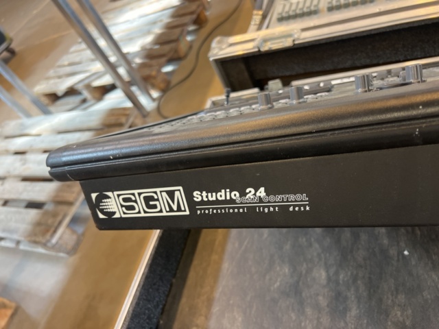 1290230-5 Light mixing table - SGM Studio 24 (Repair item)